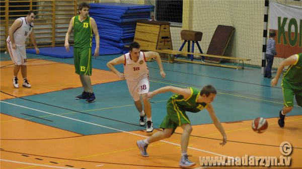 GLKS Nadarzyn - UKS Komorów 61:80